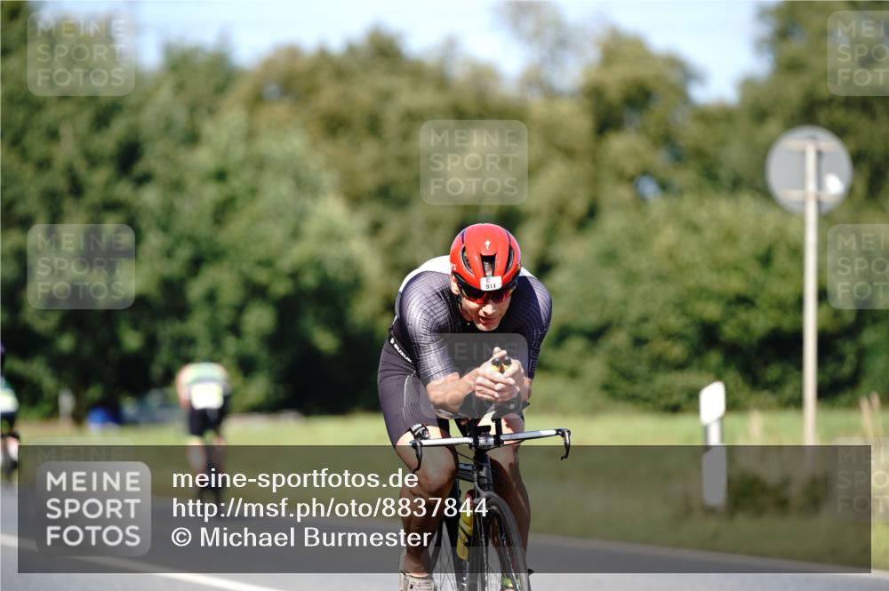07.09.2025 - 19. Norderstedt Triathlon Michael Burmester http://msf.ph/oto/8837844 07.09.2025 14:22:33 Radfahren 911, 983, 1004, 1025, 1032 meine-sportfotos.de