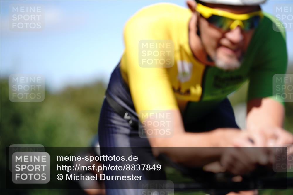 07.09.2025 - 19. Norderstedt Triathlon Michael Burmester http://msf.ph/oto/8837849 07.09.2025 14:22:34 Radfahren 911, 983, 1004, 1025, 1032 meine-sportfotos.de