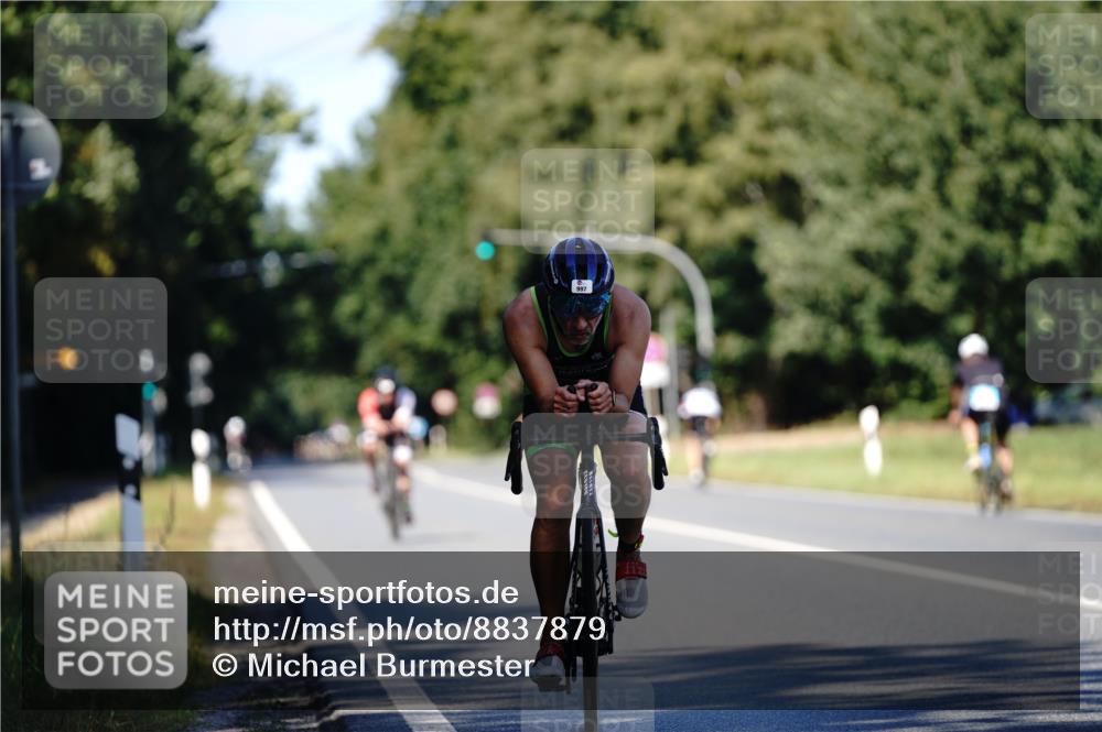 07.09.2025 - 19. Norderstedt Triathlon Michael Burmester http://msf.ph/oto/8837879 07.09.2025 14:22:52 Radfahren 369, 997, 1028 meine-sportfotos.de