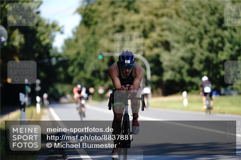 07.09.2025 - 19. Norderstedt Triathlon Michael Burmester http://msf.ph/oto/8837881 07.09.2025 14:22:52 Radfahren 369, 997, 1028 meine-sportfotos.de