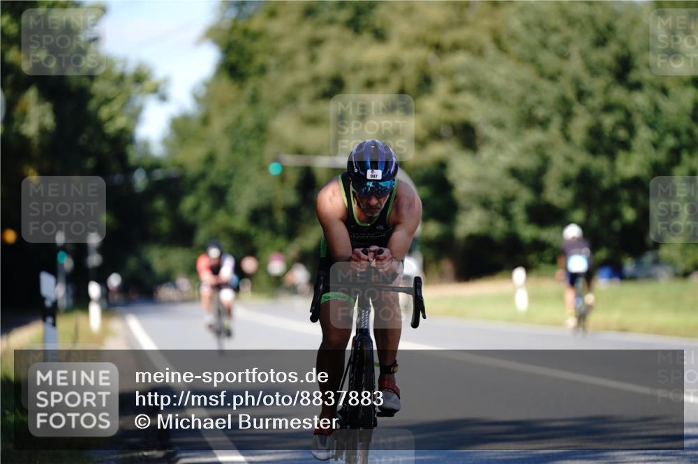 07.09.2025 - 19. Norderstedt Triathlon Michael Burmester http://msf.ph/oto/8837883 07.09.2025 14:22:52 Radfahren 369, 997, 1028 meine-sportfotos.de