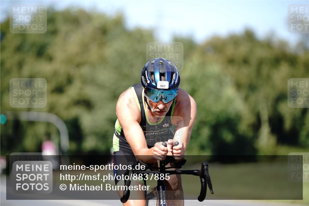 07.09.2025 - 19. Norderstedt Triathlon Michael Burmester http://msf.ph/oto/8837885 07.09.2025 14:22:53 Radfahren 369, 997 meine-sportfotos.de