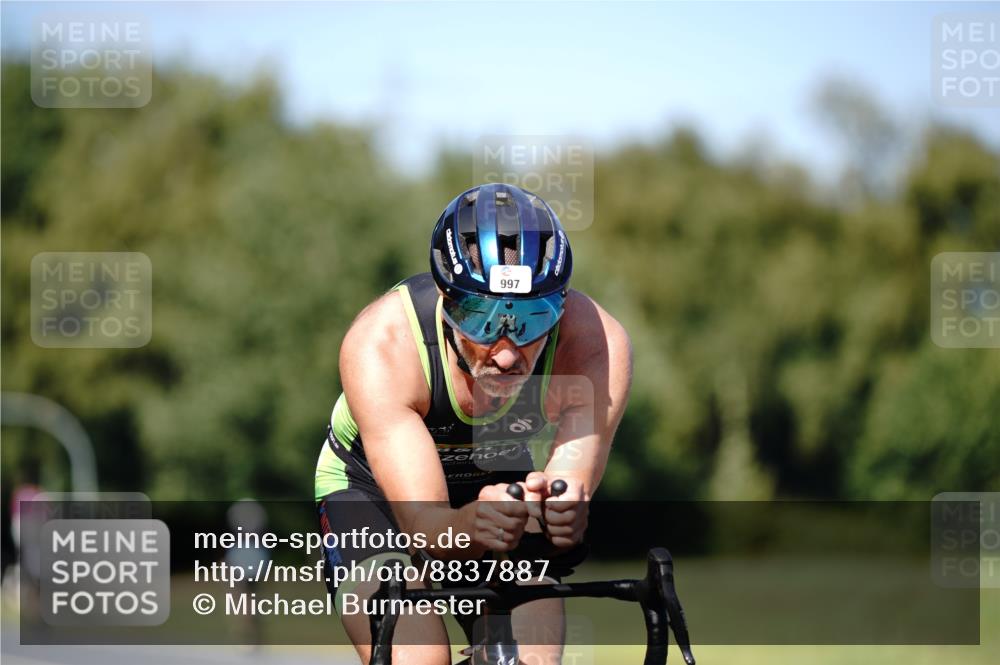 07.09.2025 - 19. Norderstedt Triathlon Michael Burmester http://msf.ph/oto/8837887 07.09.2025 14:22:53 Radfahren 369, 997 meine-sportfotos.de