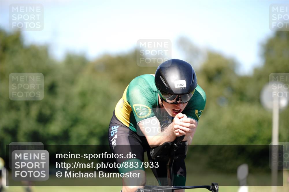 07.09.2025 - 19. Norderstedt Triathlon Michael Burmester http://msf.ph/oto/8837933 07.09.2025 14:23:41 Radfahren 366, 1502 meine-sportfotos.de