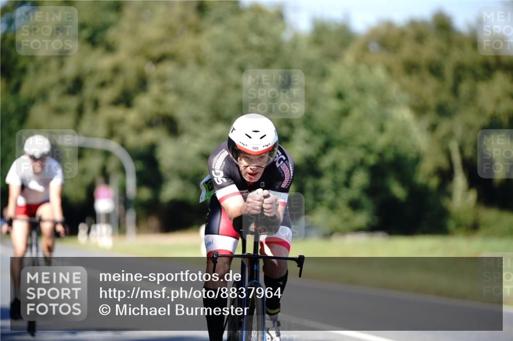 07.09.2025 - 19. Norderstedt Triathlon Michael Burmester http://msf.ph/oto/8837964 07.09.2025 14:24:02 Radfahren 985, 1039, 1431 meine-sportfotos.de