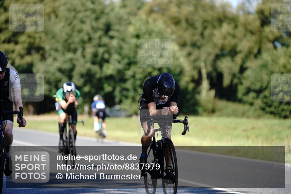 07.09.2025 - 19. Norderstedt Triathlon Michael Burmester http://msf.ph/oto/8837979 07.09.2025 14:24:06 Radfahren 410, 965, 970, 996, 1431, 1505 meine-sportfotos.de