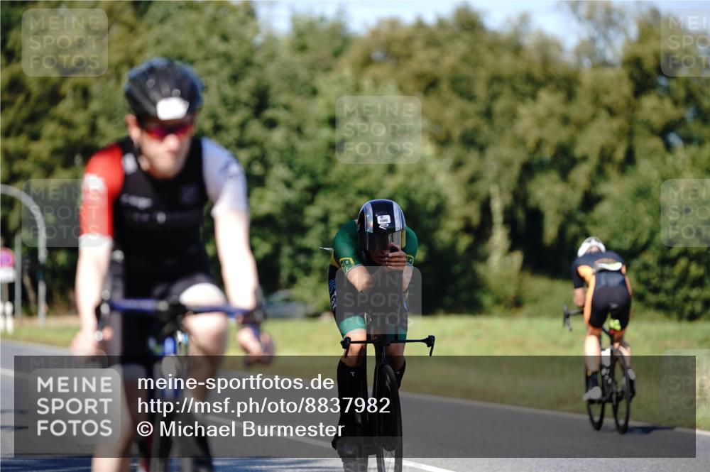 07.09.2025 - 19. Norderstedt Triathlon Michael Burmester http://msf.ph/oto/8837982 07.09.2025 14:24:07 Radfahren 410, 965, 970, 996, 1431, 1505 meine-sportfotos.de