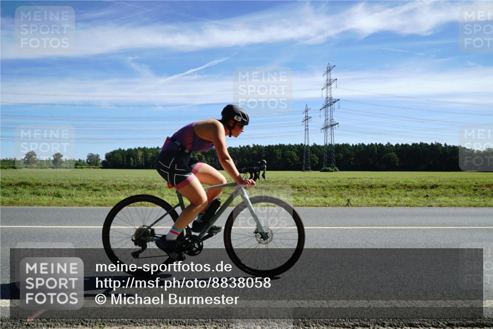 07.09.2025 - 19. Norderstedt Triathlon Michael Burmester http://msf.ph/oto/8838058 07.09.2025 12:05:01 Radfahren 763 meine-sportfotos.de