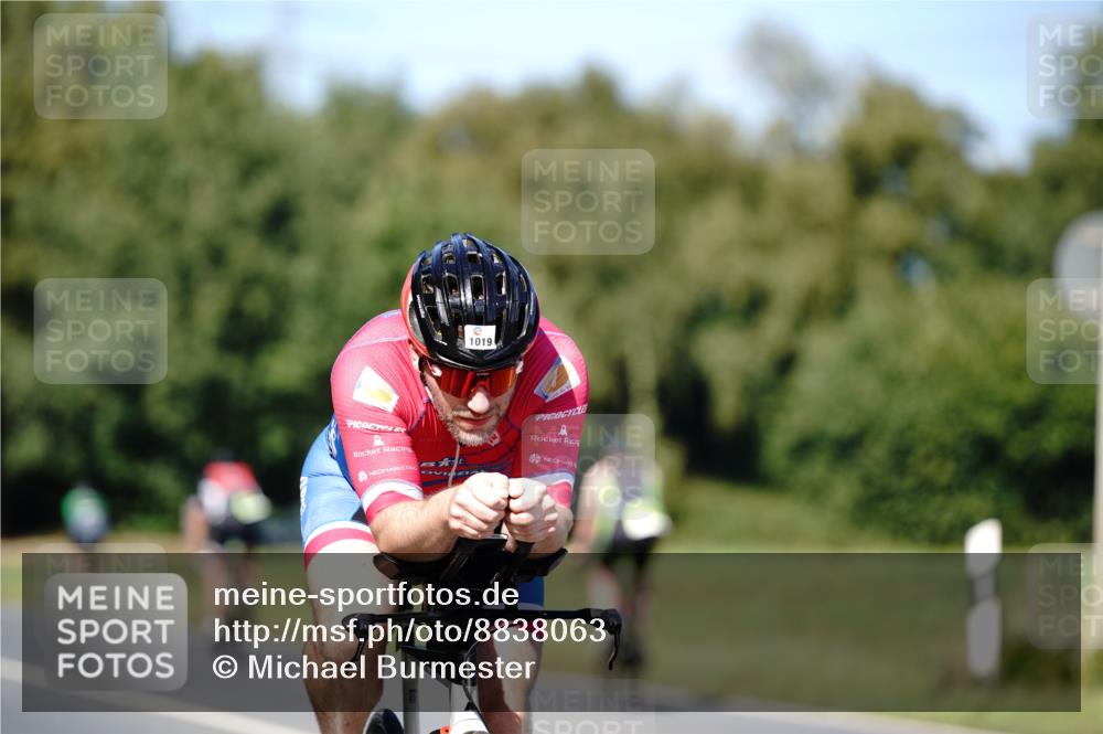 07.09.2025 - 19. Norderstedt Triathlon Michael Burmester http://msf.ph/oto/8838063 07.09.2025 14:25:04 Radfahren 908, 1019, 1037 meine-sportfotos.de