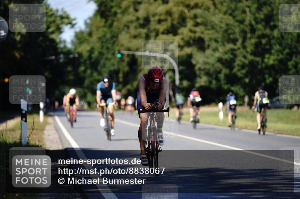 07.09.2025 - 19. Norderstedt Triathlon Michael Burmester http://msf.ph/oto/8838067 07.09.2025 14:25:06 Radfahren 908, 1019 meine-sportfotos.de