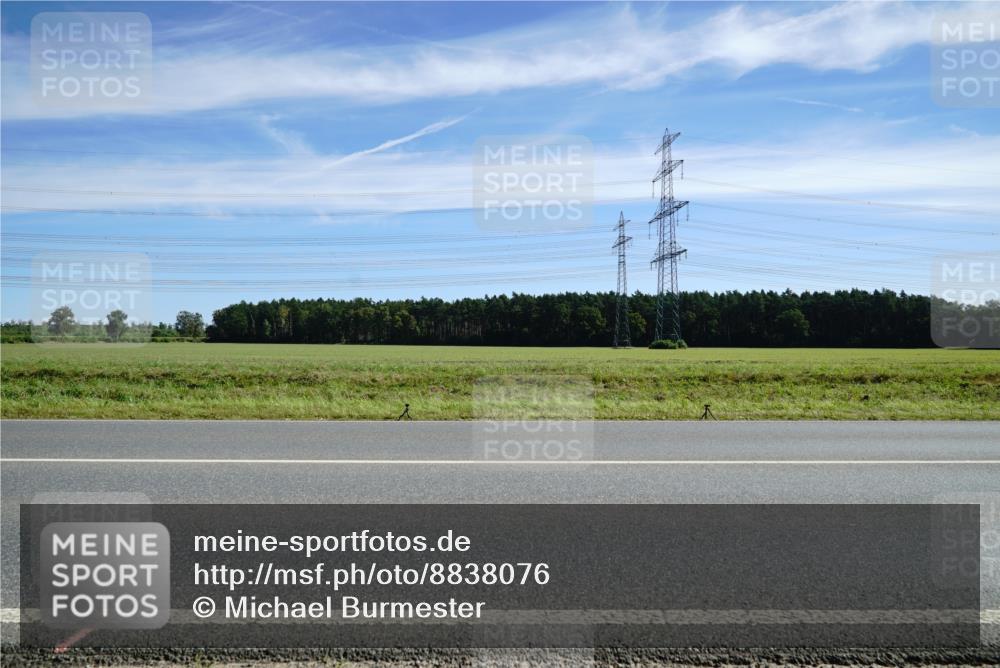 07.09.2025 - 19. Norderstedt Triathlon Michael Burmester http://msf.ph/oto/8838076 07.09.2025 12:05:04 Radfahren 763, 852 meine-sportfotos.de