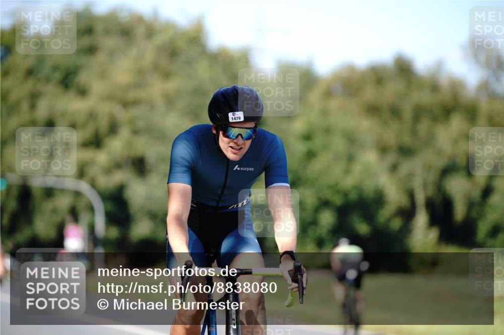07.09.2025 - 19. Norderstedt Triathlon Michael Burmester http://msf.ph/oto/8838080 07.09.2025 14:25:10 Radfahren 908, 1017, 1478 meine-sportfotos.de