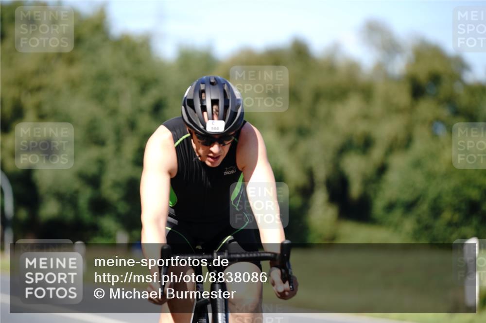 07.09.2025 - 19. Norderstedt Triathlon Michael Burmester http://msf.ph/oto/8838086 07.09.2025 14:25:15 Radfahren 888, 1017 meine-sportfotos.de