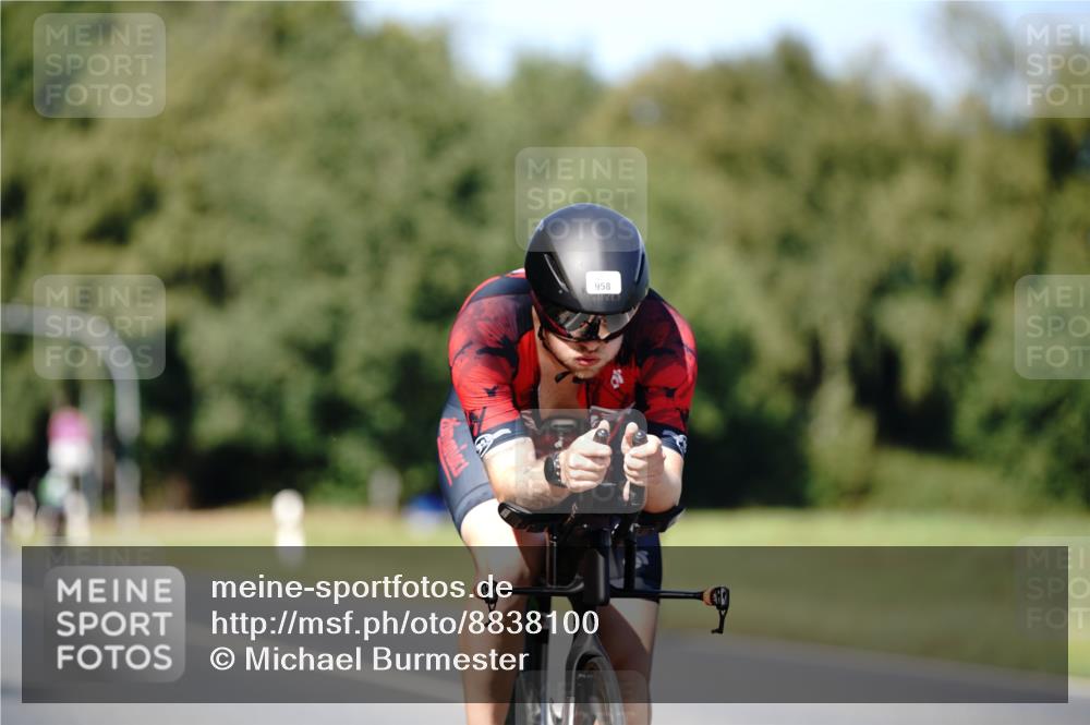 07.09.2025 - 19. Norderstedt Triathlon Michael Burmester http://msf.ph/oto/8838100 07.09.2025 14:25:29 Radfahren 958 meine-sportfotos.de