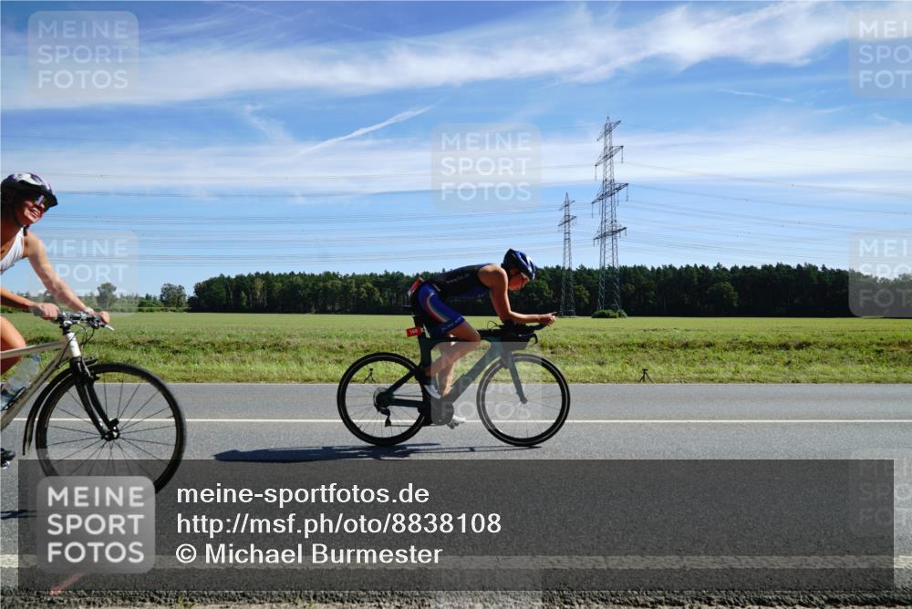 07.09.2025 - 19. Norderstedt Triathlon Michael Burmester http://msf.ph/oto/8838108 07.09.2025 12:05:16 Radfahren 168, 227, 724, 727, 1239, 1339 meine-sportfotos.de