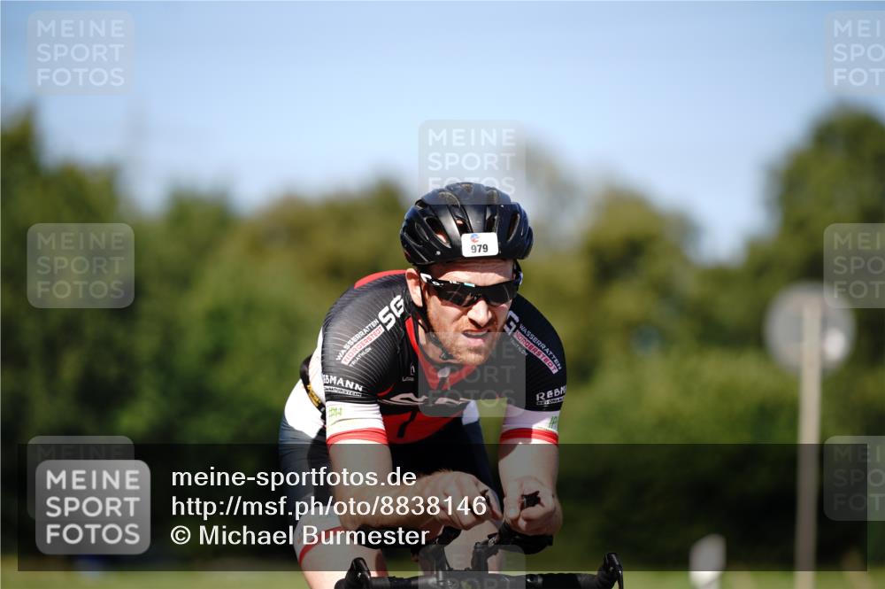 07.09.2025 - 19. Norderstedt Triathlon Michael Burmester http://msf.ph/oto/8838146 07.09.2025 14:26:08 Radfahren 979 meine-sportfotos.de