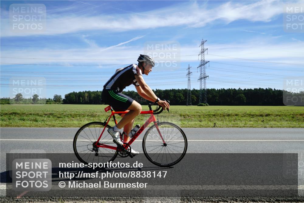 07.09.2025 - 19. Norderstedt Triathlon Michael Burmester http://msf.ph/oto/8838147 07.09.2025 12:05:21 Radfahren 169, 227, 720, 727, 1311, 1339 meine-sportfotos.de