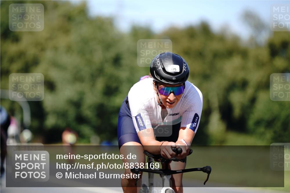07.09.2025 - 19. Norderstedt Triathlon Michael Burmester http://msf.ph/oto/8838169 07.09.2025 14:26:28 Radfahren 469, 472, 475 meine-sportfotos.de