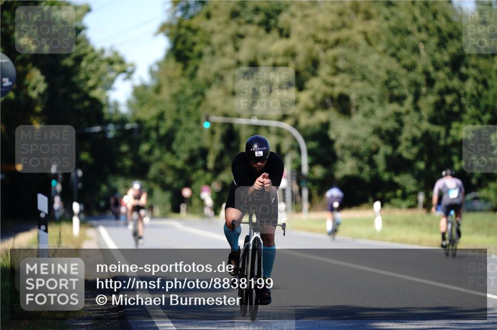 07.09.2025 - 19. Norderstedt Triathlon Michael Burmester http://msf.ph/oto/8838199 07.09.2025 14:26:53 Radfahren 476, 972 meine-sportfotos.de