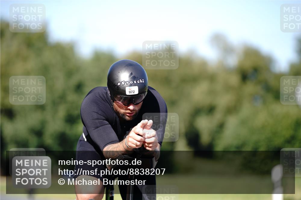 07.09.2025 - 19. Norderstedt Triathlon Michael Burmester http://msf.ph/oto/8838207 07.09.2025 14:26:54 Radfahren 972 meine-sportfotos.de