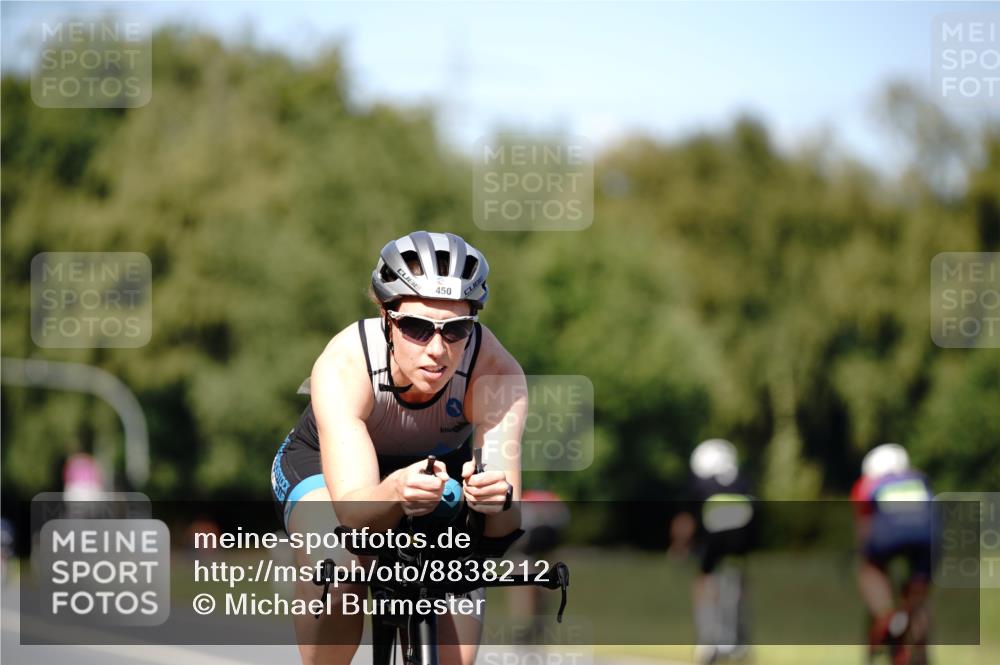 07.09.2025 - 19. Norderstedt Triathlon Michael Burmester http://msf.ph/oto/8838212 07.09.2025 14:26:59 Radfahren 450 meine-sportfotos.de