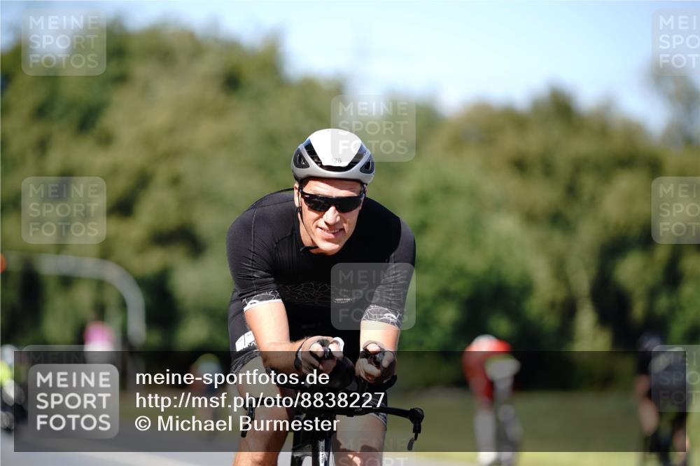 07.09.2025 - 19. Norderstedt Triathlon Michael Burmester http://msf.ph/oto/8838227 07.09.2025 14:27:25 Radfahren 993, 1026 meine-sportfotos.de