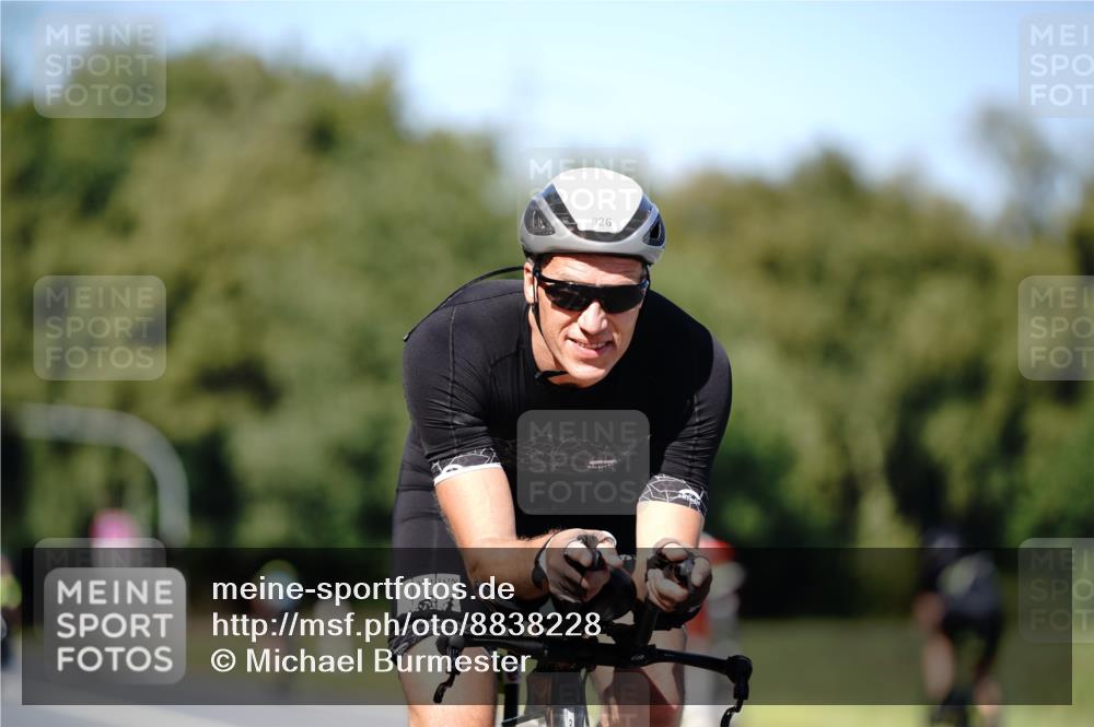 07.09.2025 - 19. Norderstedt Triathlon Michael Burmester http://msf.ph/oto/8838228 07.09.2025 14:27:25 Radfahren 993, 1026 meine-sportfotos.de