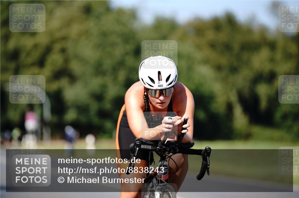 07.09.2025 - 19. Norderstedt Triathlon Michael Burmester http://msf.ph/oto/8838243 07.09.2025 14:27:38 Radfahren 379, 428, 460, 1404 meine-sportfotos.de