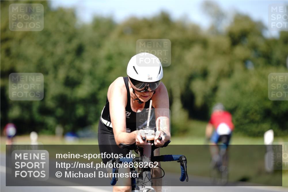 07.09.2025 - 19. Norderstedt Triathlon Michael Burmester http://msf.ph/oto/8838262 07.09.2025 14:28:02 Radfahren 462, 474 meine-sportfotos.de