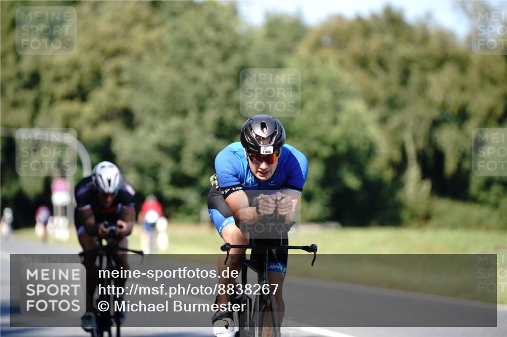 07.09.2025 - 19. Norderstedt Triathlon Michael Burmester http://msf.ph/oto/8838267 07.09.2025 14:28:06 Radfahren 474, 981, 1006, 1008, 1015 meine-sportfotos.de
