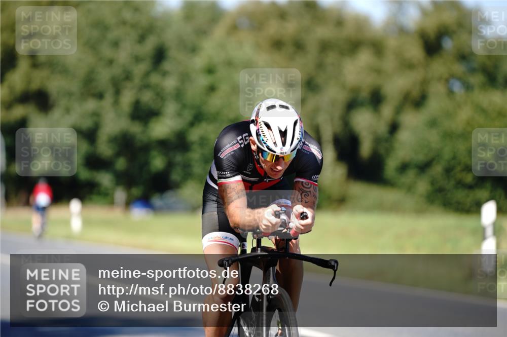 07.09.2025 - 19. Norderstedt Triathlon Michael Burmester http://msf.ph/oto/8838268 07.09.2025 14:28:07 Radfahren 474, 981, 1006, 1008, 1015 meine-sportfotos.de