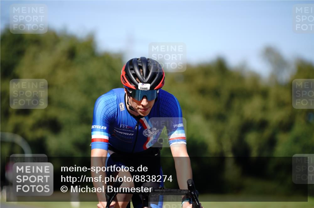 07.09.2025 - 19. Norderstedt Triathlon Michael Burmester http://msf.ph/oto/8838274 07.09.2025 14:28:13 Radfahren 1036, 1040, 1459 meine-sportfotos.de