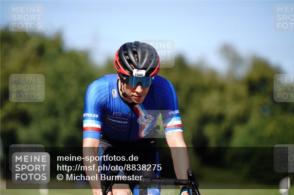 07.09.2025 - 19. Norderstedt Triathlon Michael Burmester http://msf.ph/oto/8838275 07.09.2025 14:28:13 Radfahren 1036, 1040, 1459 meine-sportfotos.de