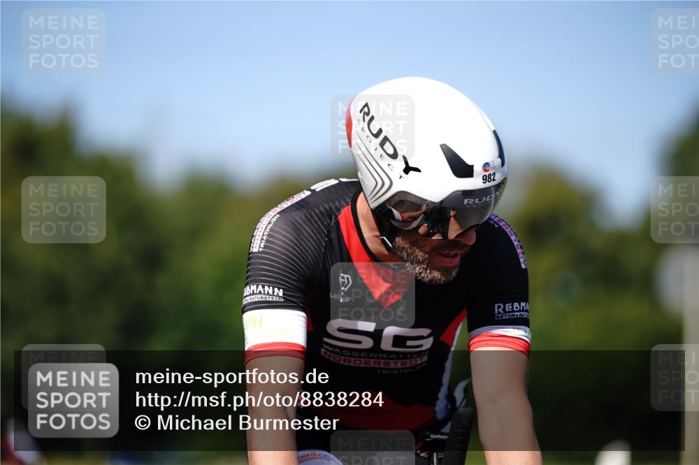 07.09.2025 - 19. Norderstedt Triathlon Michael Burmester http://msf.ph/oto/8838284 07.09.2025 14:28:37 Radfahren 420, 982 meine-sportfotos.de