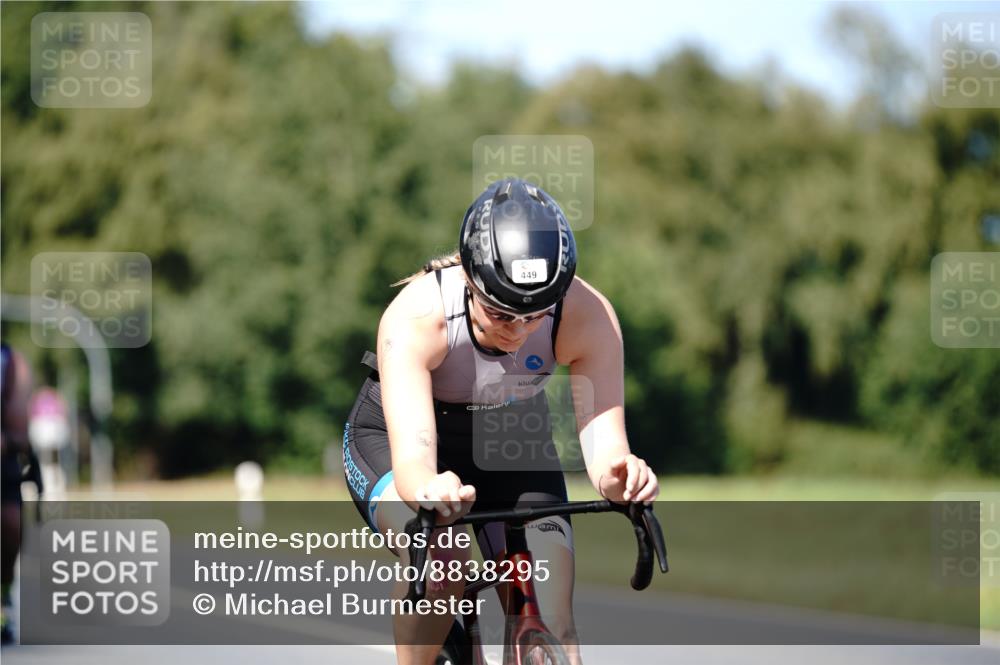 07.09.2025 - 19. Norderstedt Triathlon Michael Burmester http://msf.ph/oto/8838295 07.09.2025 14:28:42 Radfahren 420, 449, 963, 1462 meine-sportfotos.de