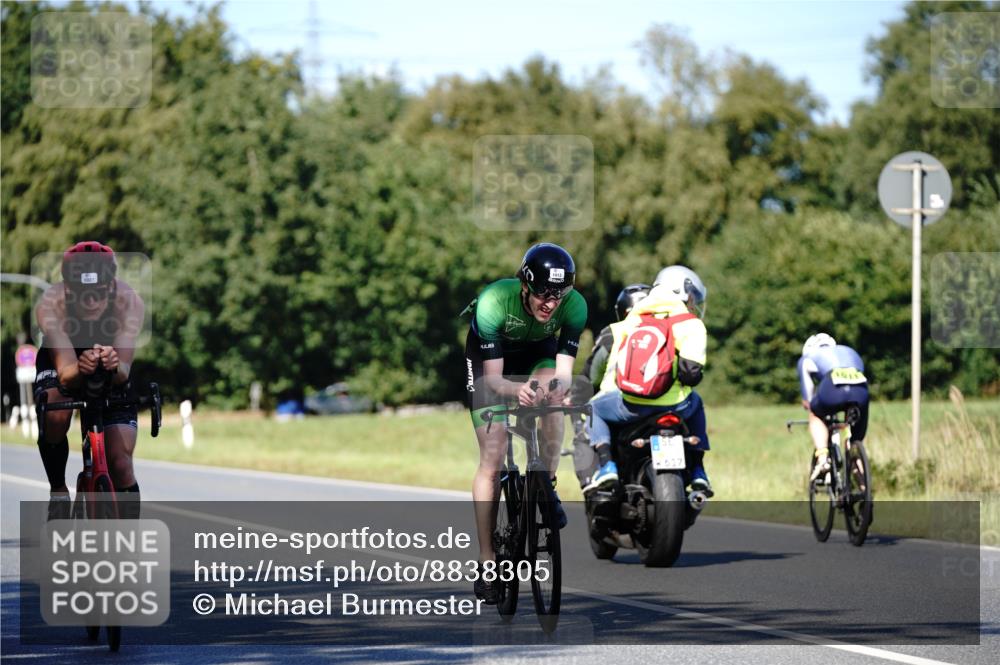 07.09.2025 - 19. Norderstedt Triathlon Michael Burmester http://msf.ph/oto/8838305 07.09.2025 14:28:55 Radfahren 478, 964, 1013, 1027 meine-sportfotos.de