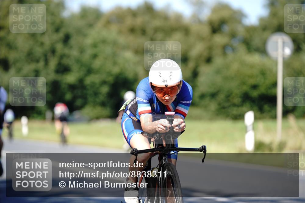 07.09.2025 - 19. Norderstedt Triathlon Michael Burmester http://msf.ph/oto/8838311 07.09.2025 14:28:59 Radfahren 478, 971 meine-sportfotos.de