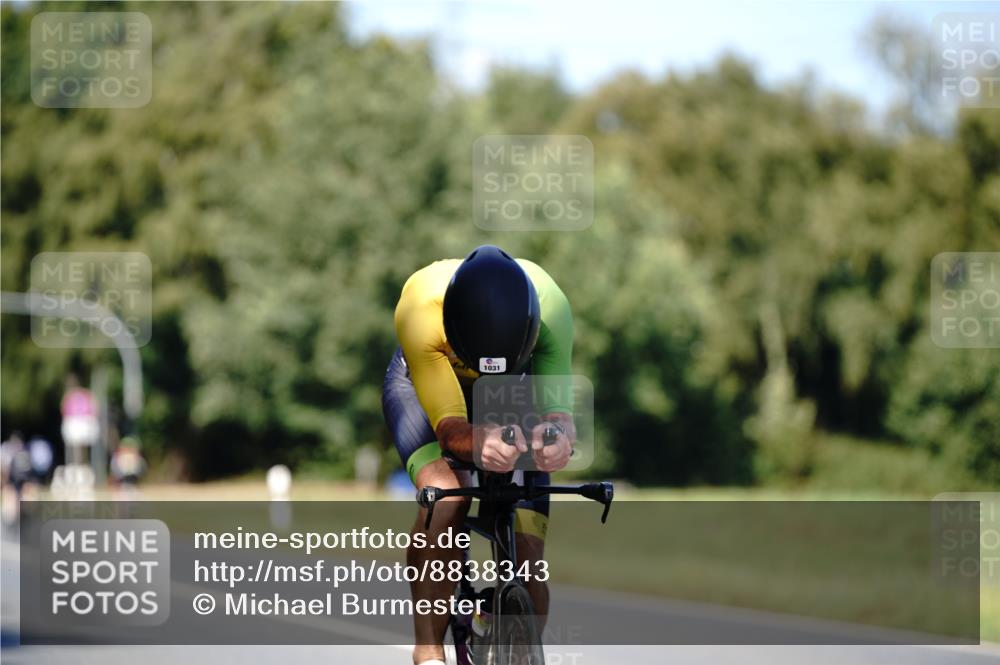 07.09.2025 - 19. Norderstedt Triathlon Michael Burmester http://msf.ph/oto/8838343 07.09.2025 14:29:31 Radfahren 994, 1031 meine-sportfotos.de