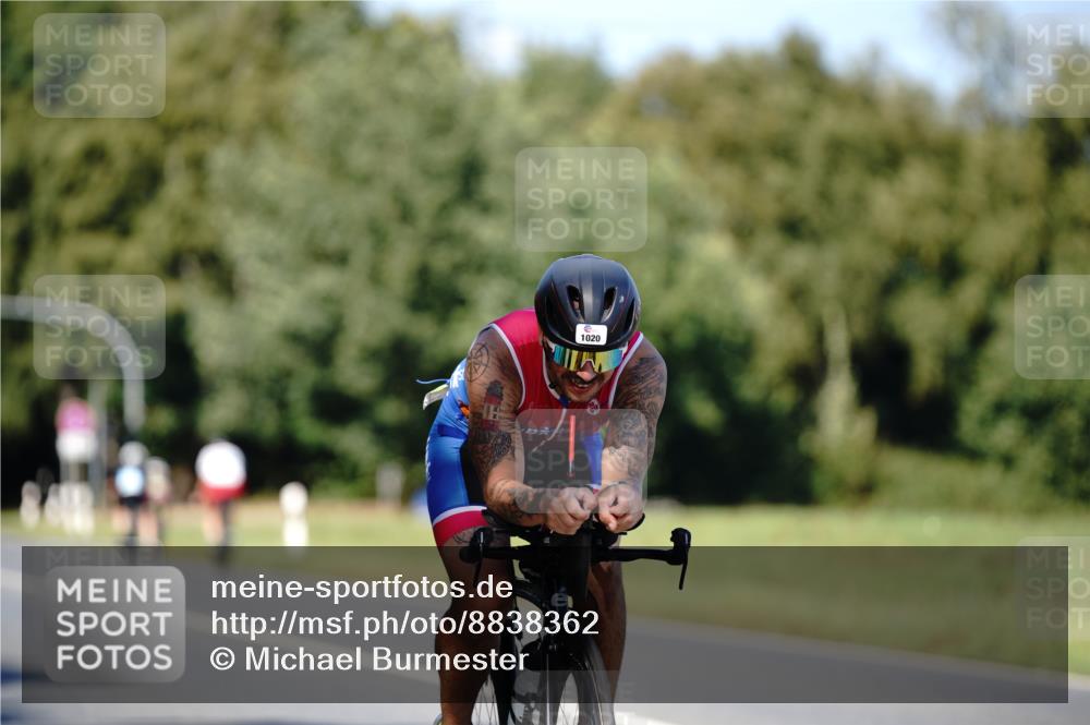 07.09.2025 - 19. Norderstedt Triathlon Michael Burmester http://msf.ph/oto/8838362 07.09.2025 14:29:38 Radfahren 1020, 1038 meine-sportfotos.de