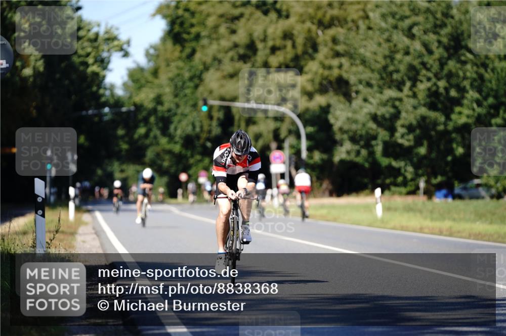 07.09.2025 - 19. Norderstedt Triathlon Michael Burmester http://msf.ph/oto/8838368 07.09.2025 14:29:40 Radfahren 427, 1020 meine-sportfotos.de