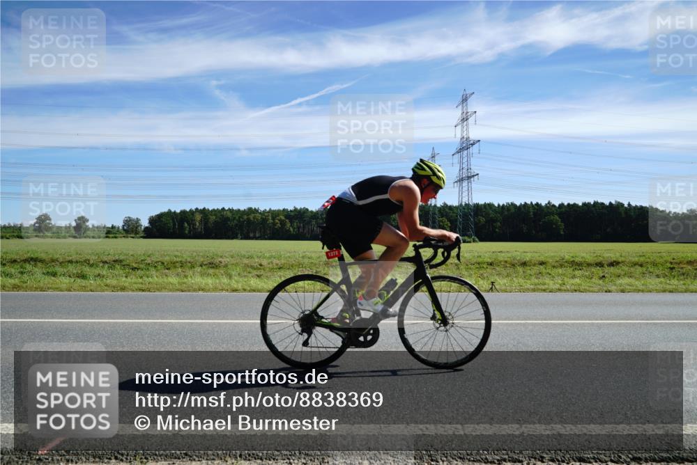 07.09.2025 - 19. Norderstedt Triathlon Michael Burmester http://msf.ph/oto/8838369 07.09.2025 12:06:12 Radfahren 156, 189, 1233, 1272 meine-sportfotos.de