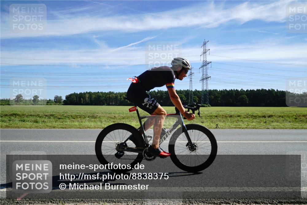 07.09.2025 - 19. Norderstedt Triathlon Michael Burmester http://msf.ph/oto/8838375 07.09.2025 12:06:13 Radfahren 156, 189, 1233, 1272 meine-sportfotos.de