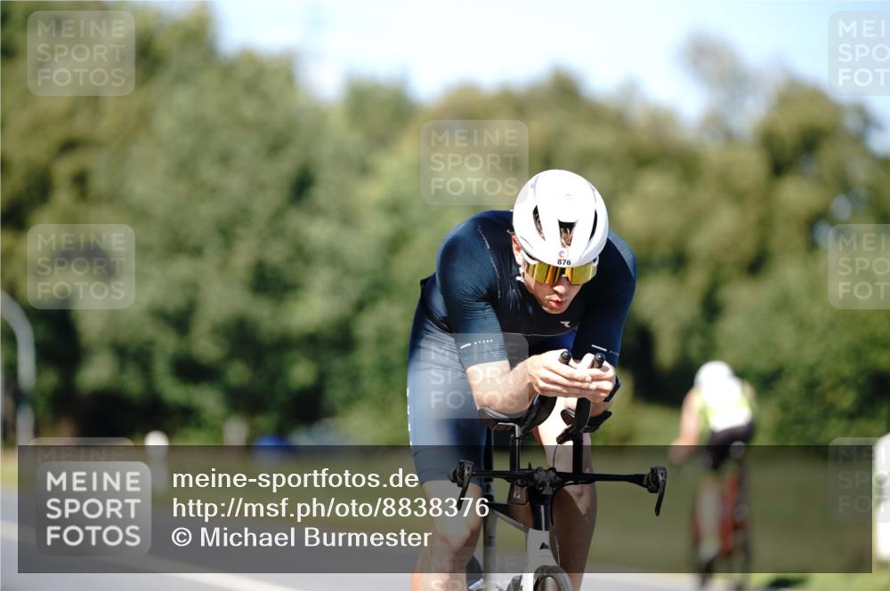 07.09.2025 - 19. Norderstedt Triathlon Michael Burmester http://msf.ph/oto/8838376 07.09.2025 14:29:45 Radfahren 427, 876 meine-sportfotos.de