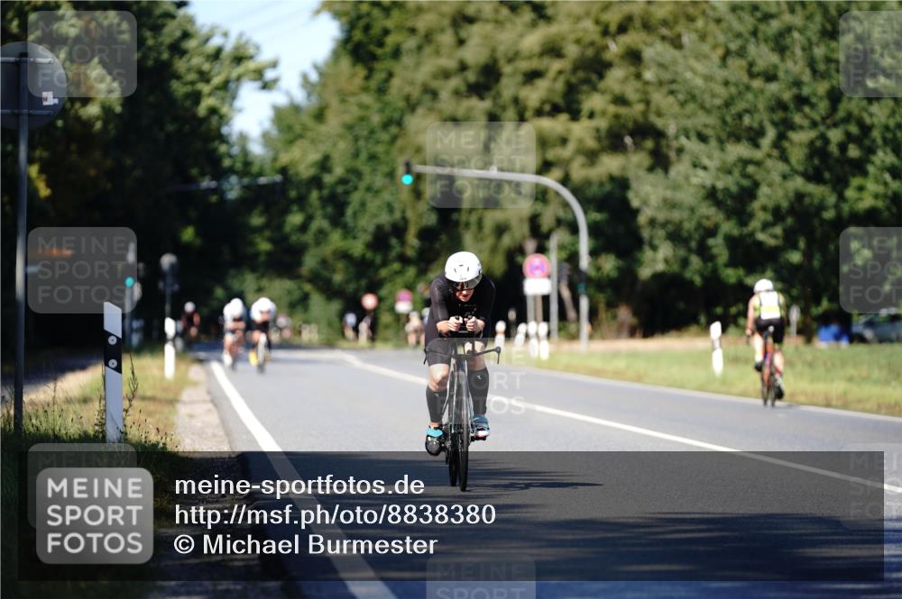 07.09.2025 - 19. Norderstedt Triathlon Michael Burmester http://msf.ph/oto/8838380 07.09.2025 14:29:48 Radfahren 876, 1414 meine-sportfotos.de