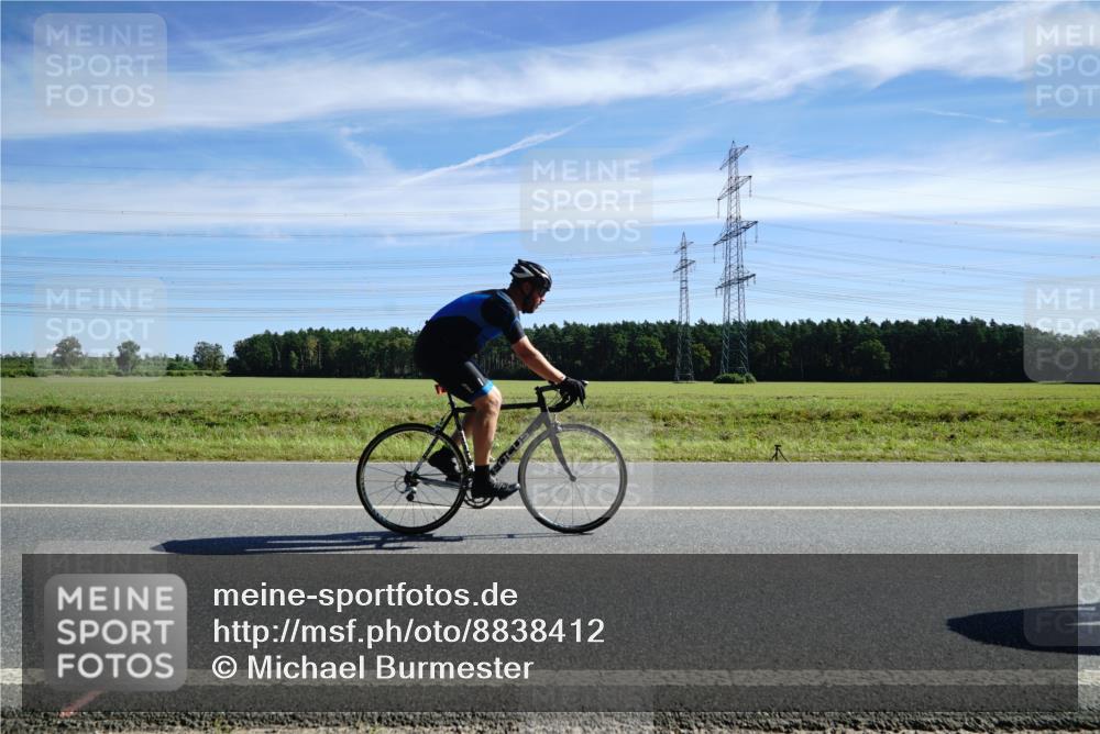 07.09.2025 - 19. Norderstedt Triathlon Michael Burmester http://msf.ph/oto/8838412 07.09.2025 12:06:24 Radfahren 244, 719 meine-sportfotos.de