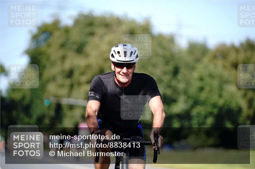 07.09.2025 - 19. Norderstedt Triathlon Michael Burmester http://msf.ph/oto/8838413 07.09.2025 14:30:10 Radfahren 400 meine-sportfotos.de