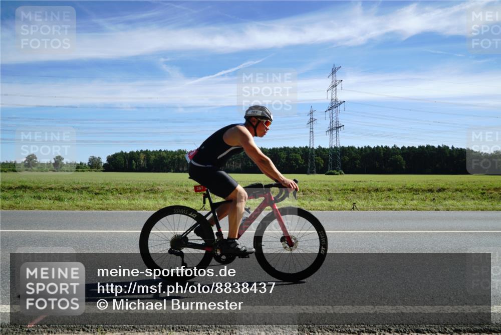 07.09.2025 - 19. Norderstedt Triathlon Michael Burmester http://msf.ph/oto/8838437 07.09.2025 12:06:40 Radfahren 267, 767 meine-sportfotos.de