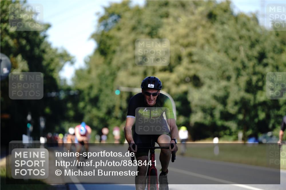 07.09.2025 - 19. Norderstedt Triathlon Michael Burmester http://msf.ph/oto/8838441 07.09.2025 14:30:38 Radfahren 1483 meine-sportfotos.de