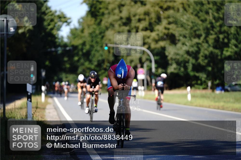 07.09.2025 - 19. Norderstedt Triathlon Michael Burmester http://msf.ph/oto/8838449 07.09.2025 14:30:41 Radfahren 989, 1022, 1483 meine-sportfotos.de