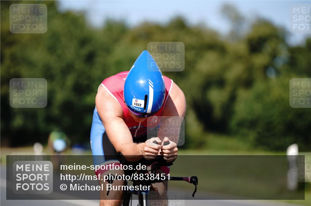 07.09.2025 - 19. Norderstedt Triathlon Michael Burmester http://msf.ph/oto/8838451 07.09.2025 14:30:43 Radfahren 989, 1000, 1022 meine-sportfotos.de